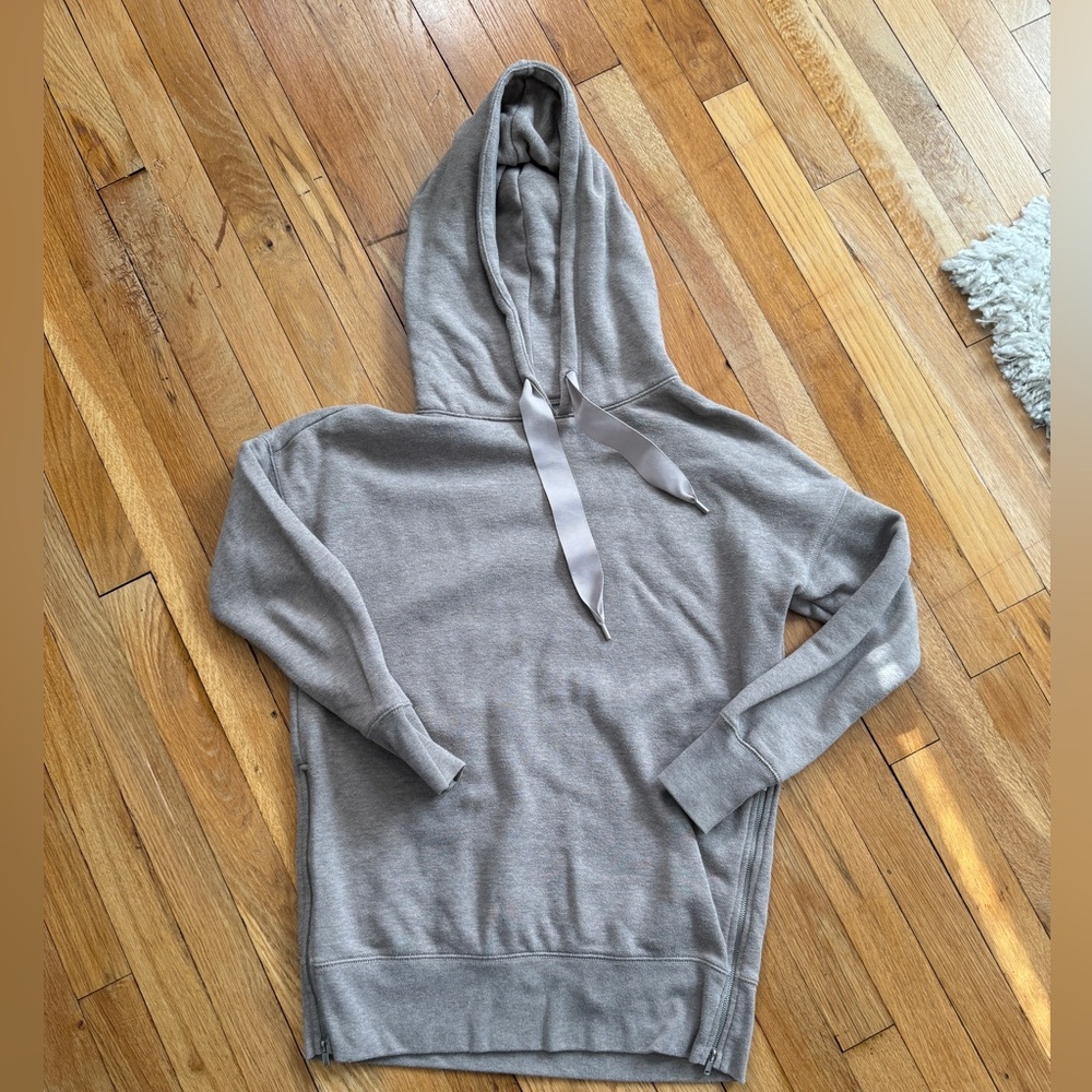 Aerie Women’s Oversize Beige Hoodie